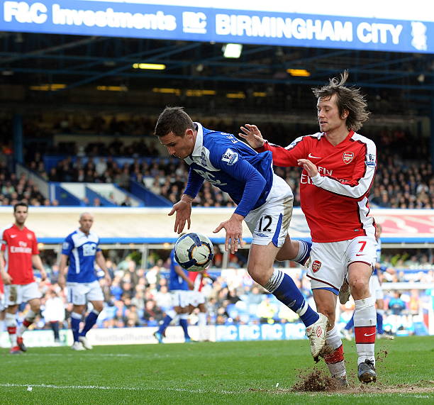 的决定和曼 的决定和曼